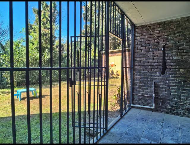 3 BEDROOM APARTMENT FOR SALE IN WINDSOR WEST